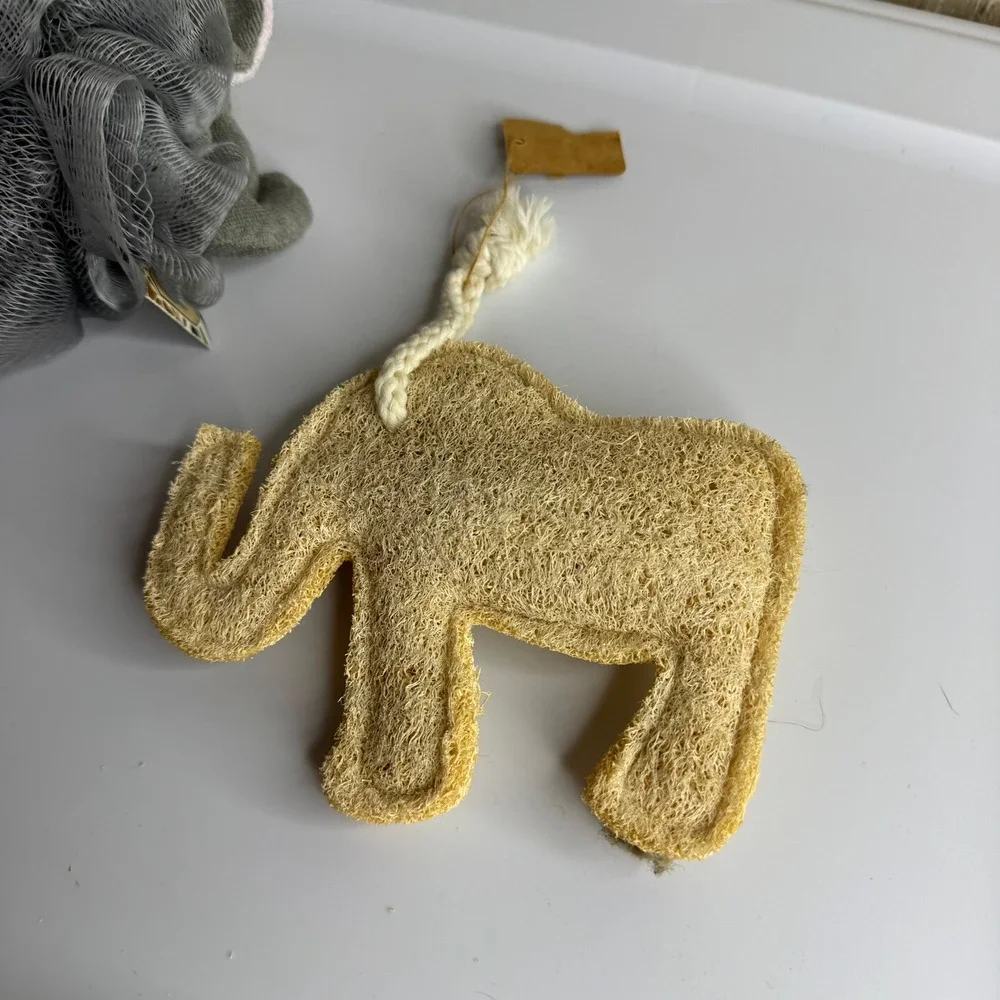 Pier 1 Imports Elephant Safari‎ Puff Sponge Loofah Bath Shower Exfoliator Set